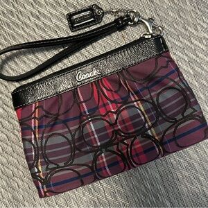 Coach Wristlet, EUC